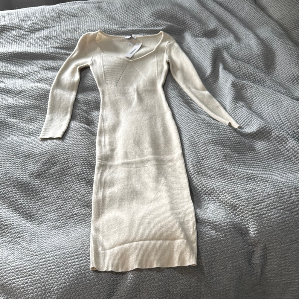 Elegant Cream Knit Dress